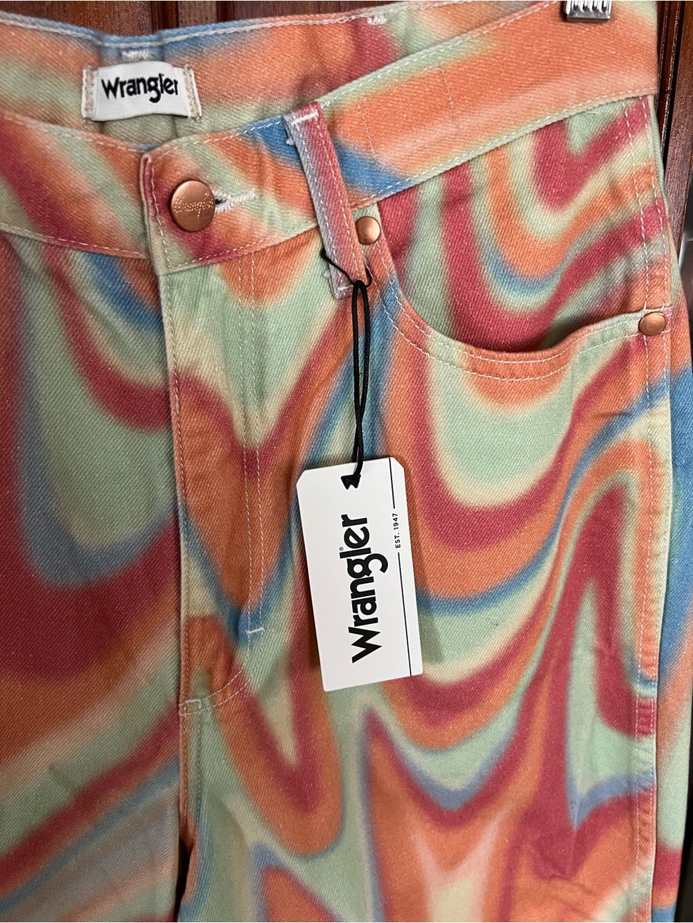 Wrangler Waves WILD WEST 603
HIGH RISE STRAIGHT W30 L28 - Picture 5 of 15